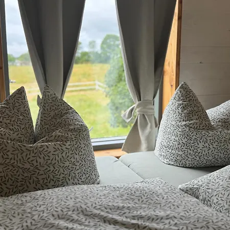 Gemütliches Tiny Haus Auf Dem Land Сasa de vacaciones Schwasdorf