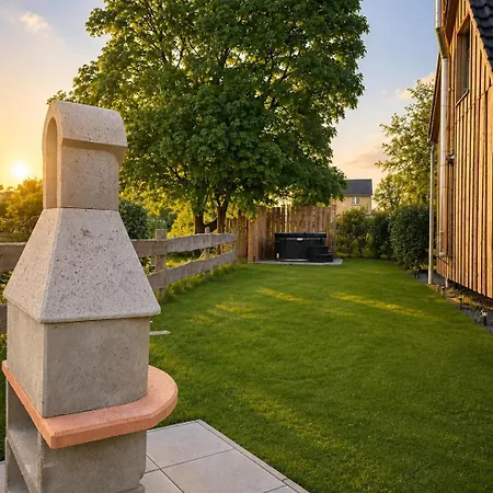 Holiday home Gemuetliches Haus Am Land Mit Privatem Whirlpool Schwasdorf